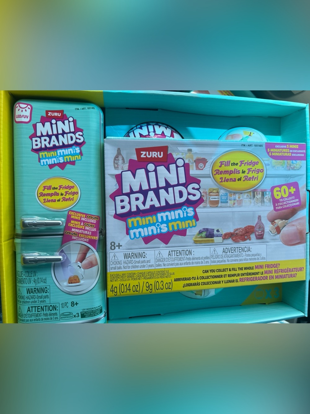 ZURU Mini Brands Ref exclusive with 5 Mini Brands & 3 mini mystery balls